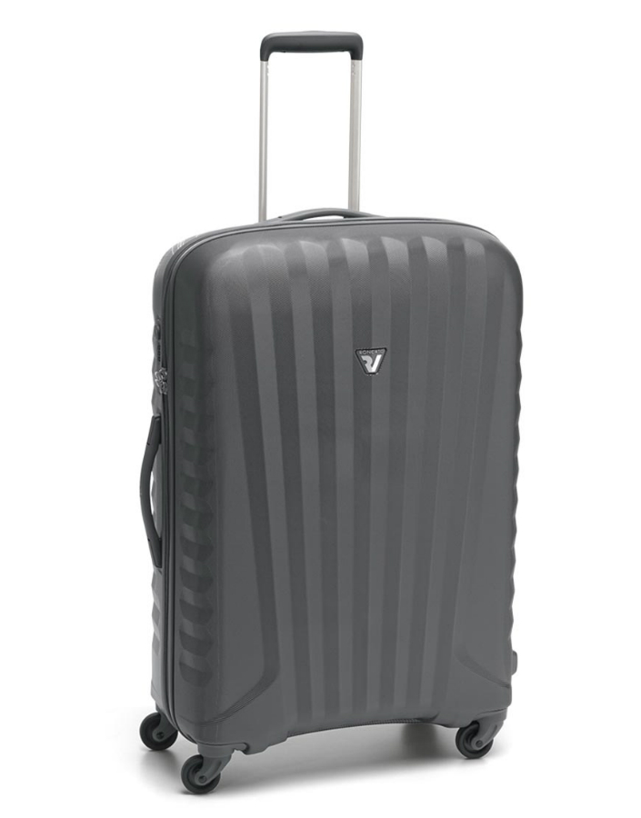 Dễ dàng sở hữu chiếc vali vỏ cứng Roncato Uno