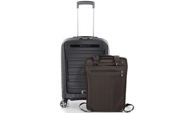 Nên mua vali kéo nhựa dẻo hay nhựa cứng TỐT nên dùng nhất