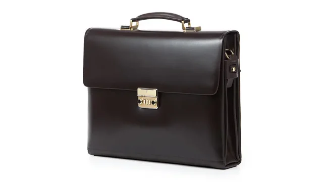 Phối đồ với cặp da nam cho doanh nhân ĐƠN GIẢN sành điệu